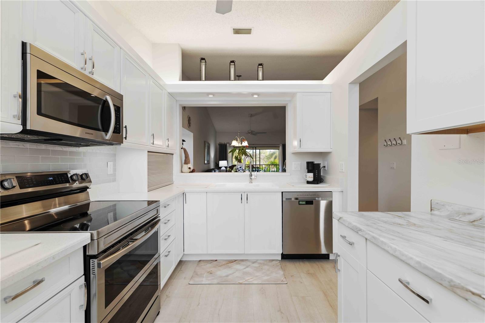 WEYBRIDGE - Residential