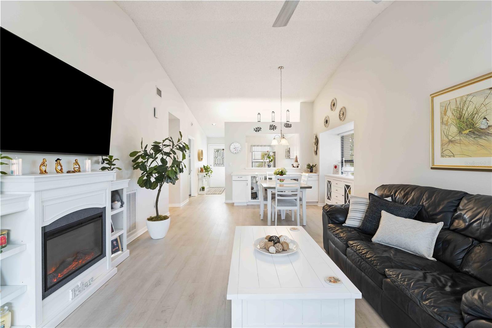 WEYBRIDGE - Residential