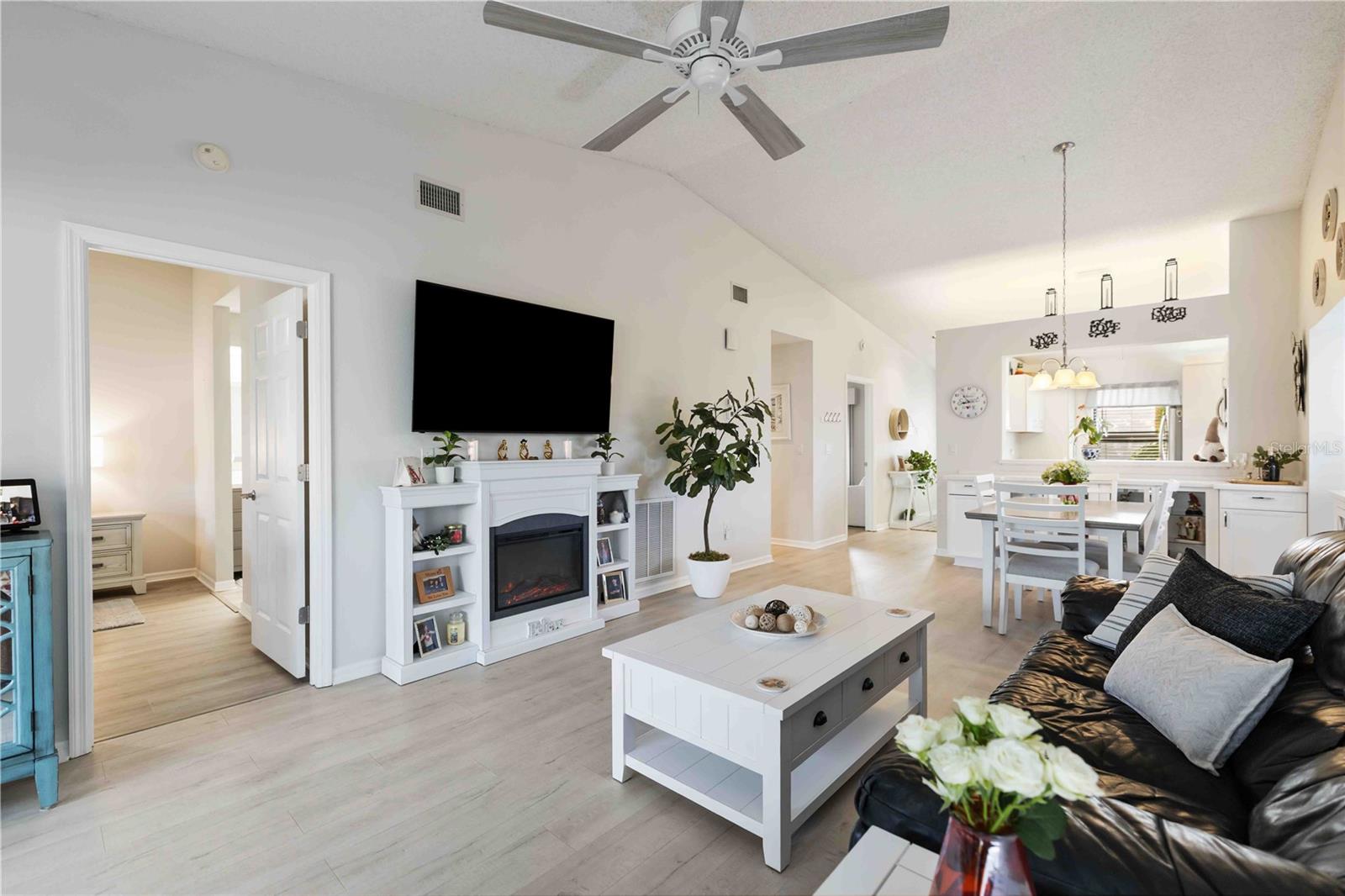 WEYBRIDGE - Residential