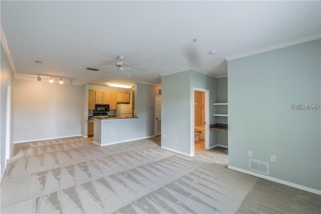 COURTNEY PALMS CONDO - Residential Lease