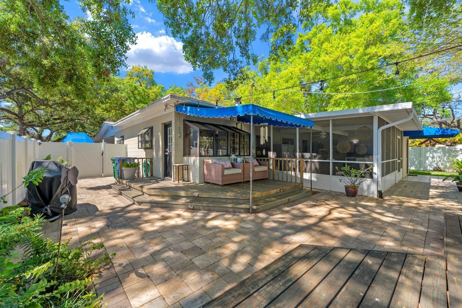 BARR CITY - Residential