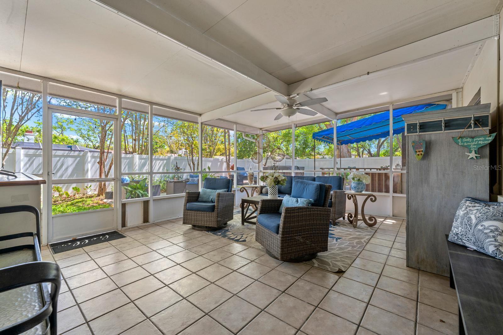 BARR CITY - Residential