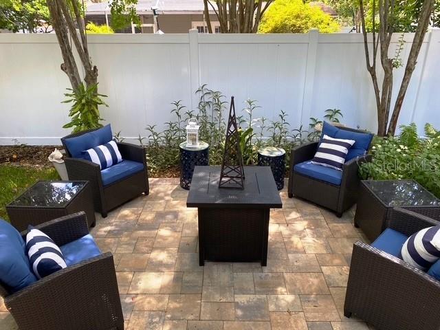 BARR CITY - Residential