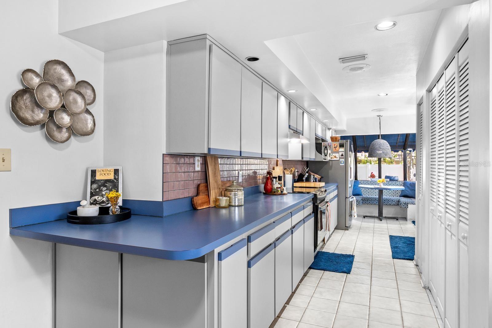 BARR CITY - Residential