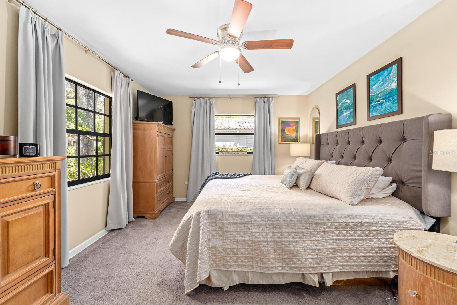 BARR CITY - Residential