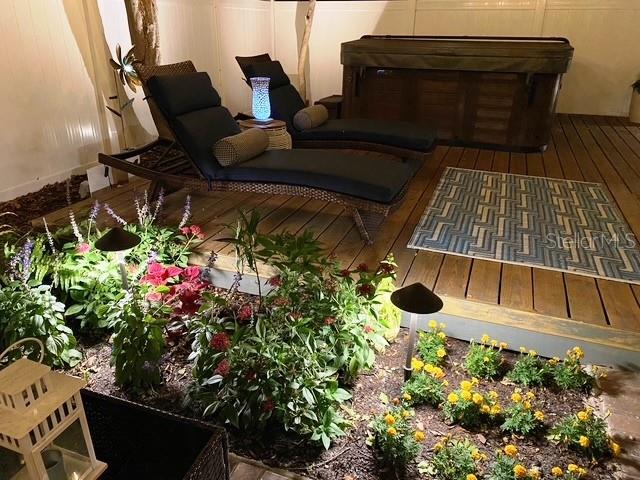 BARR CITY - Residential