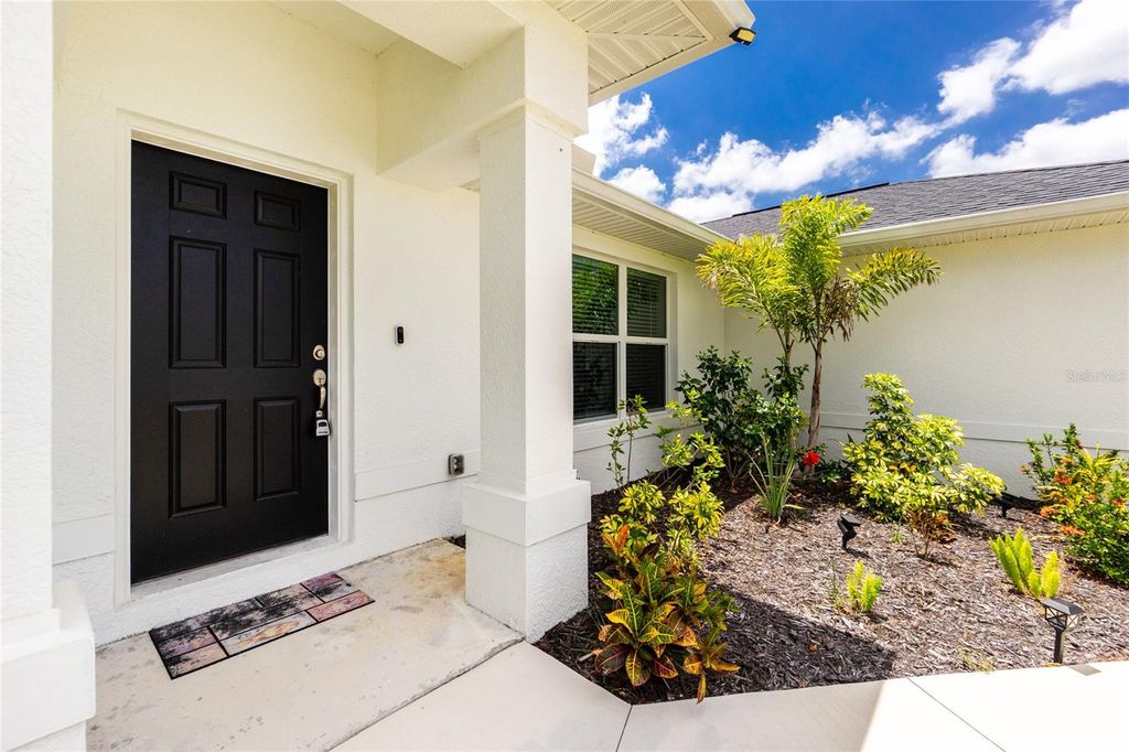 Photo of 5532 Veracruz Terrace, Port Charlotte, FL 33981 (MLS # C7510319)