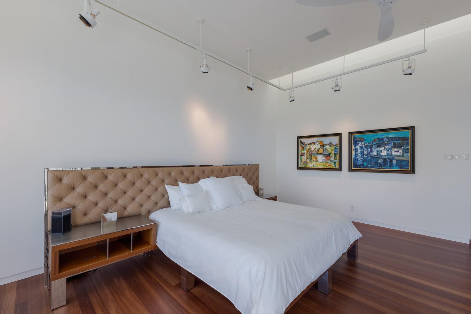 PLACIDA - Residential