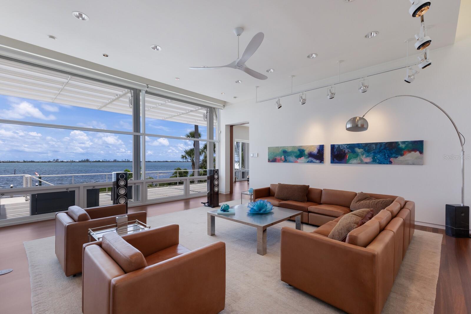 PLACIDA - Residential