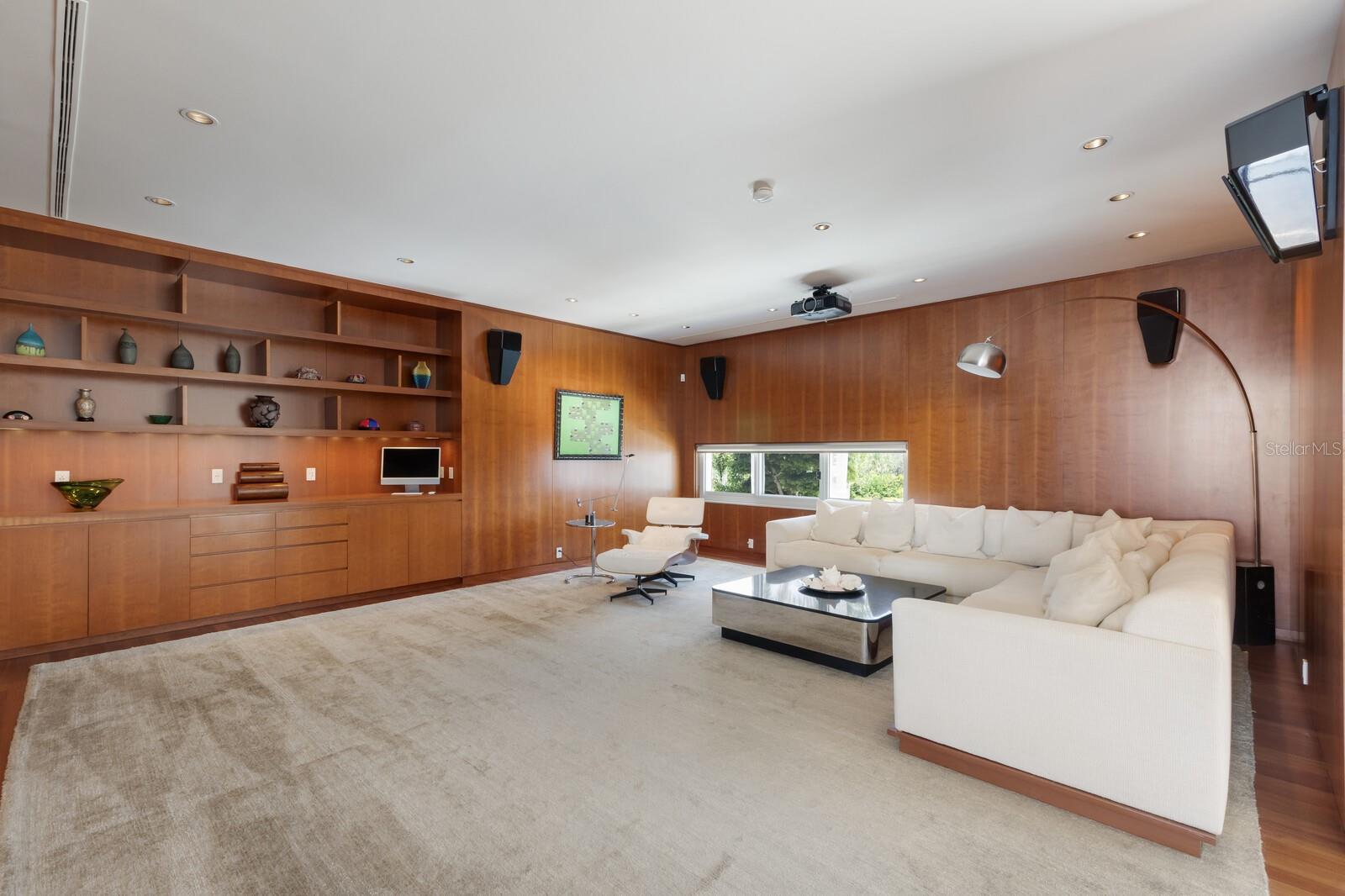 PLACIDA - Residential