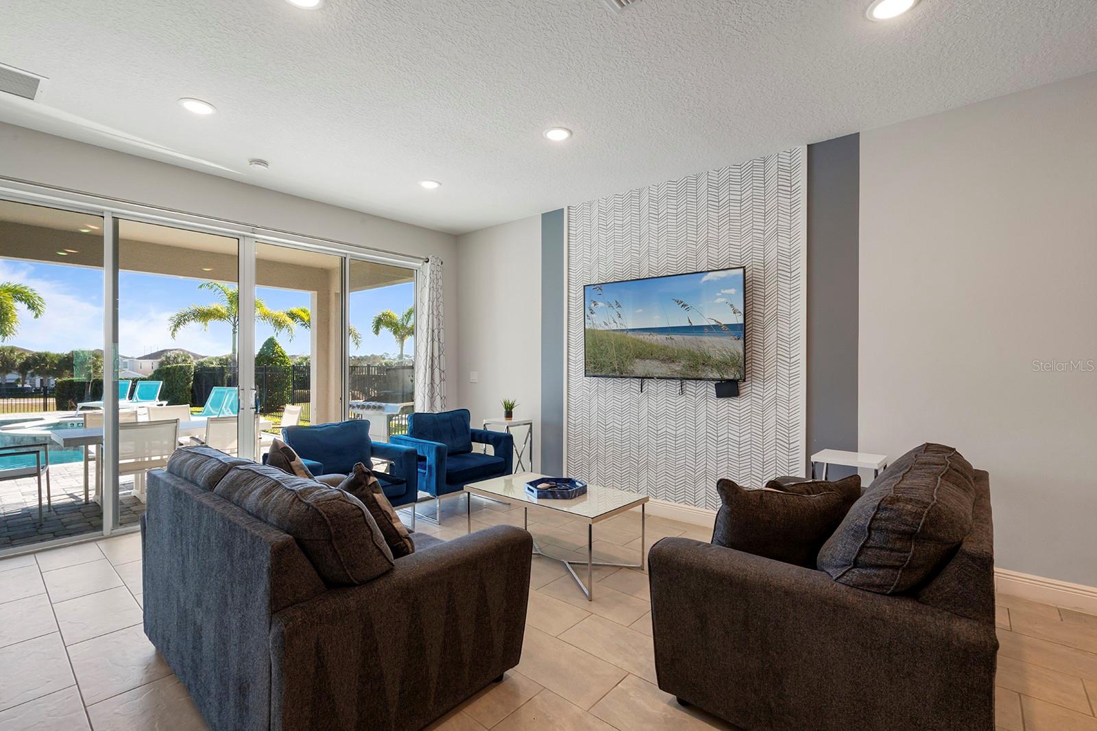 REUNION WEST PH 4 - Residential