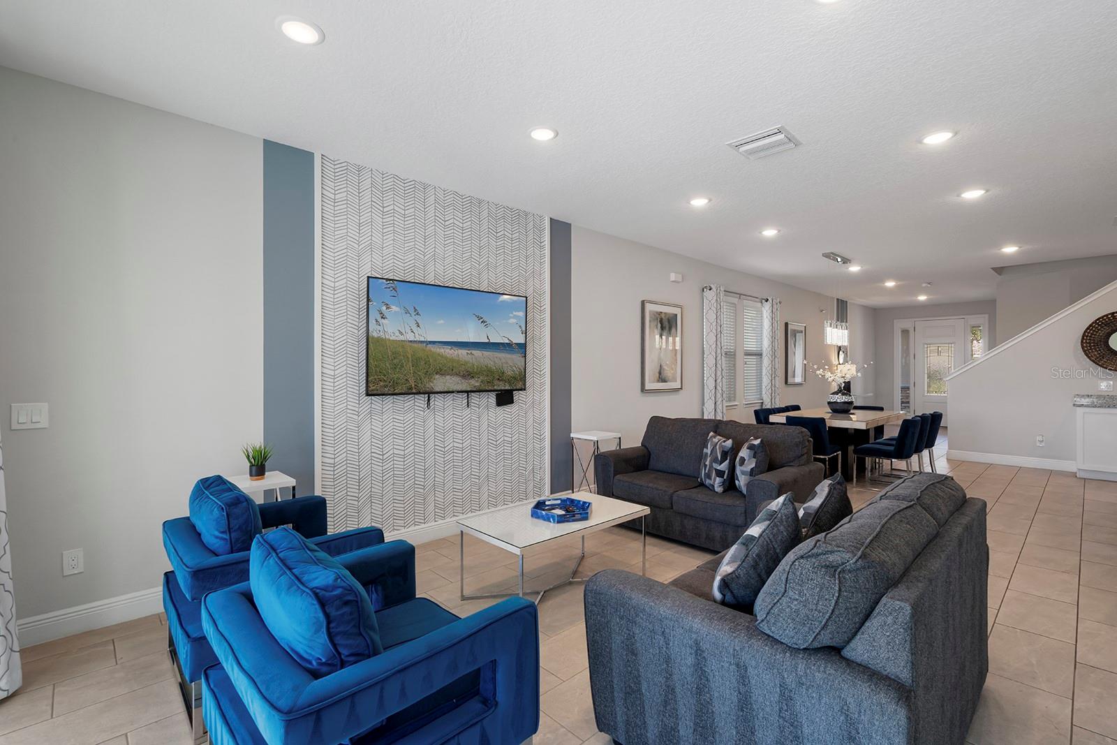 REUNION WEST PH 4 - Residential