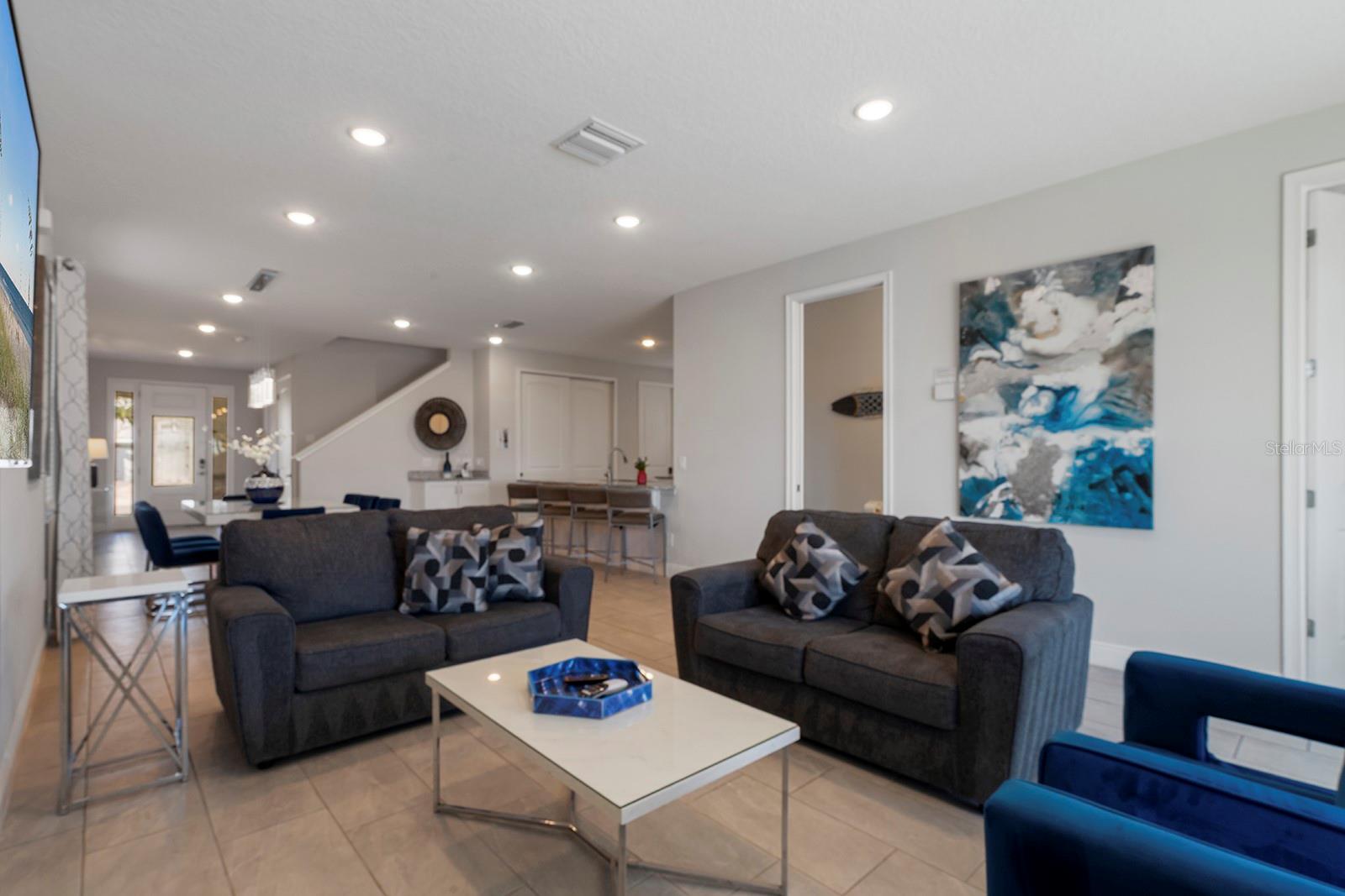 REUNION WEST PH 4 - Residential