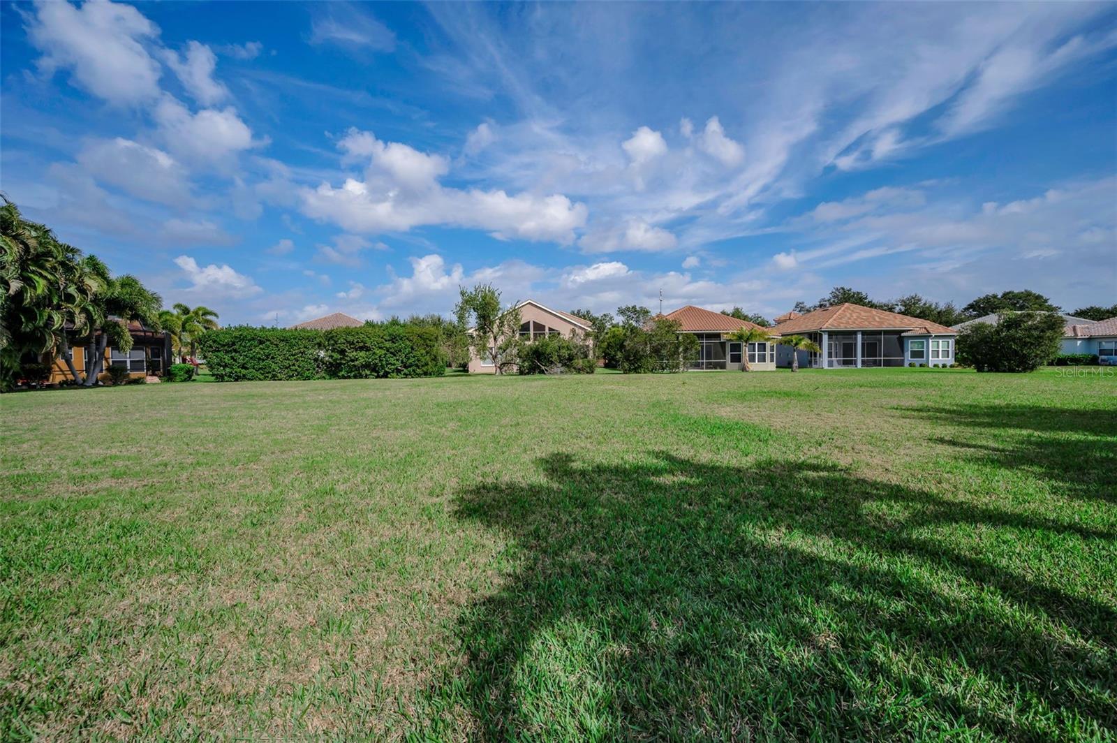 BAYOU CLUB ESTATES TRACT 5, PHASE 3 LOT 69 - Residential