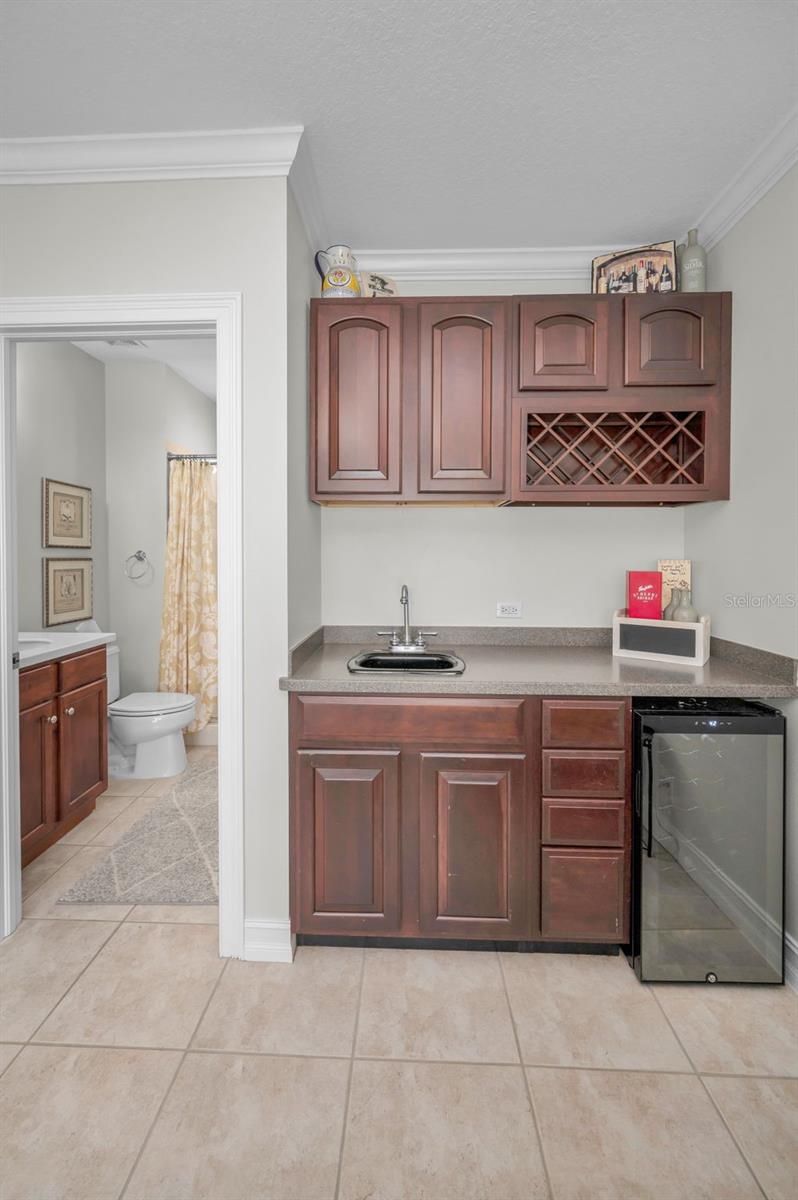 BAYOU CLUB ESTATES TRACT 5, PHASE 3 LOT 69 - Residential