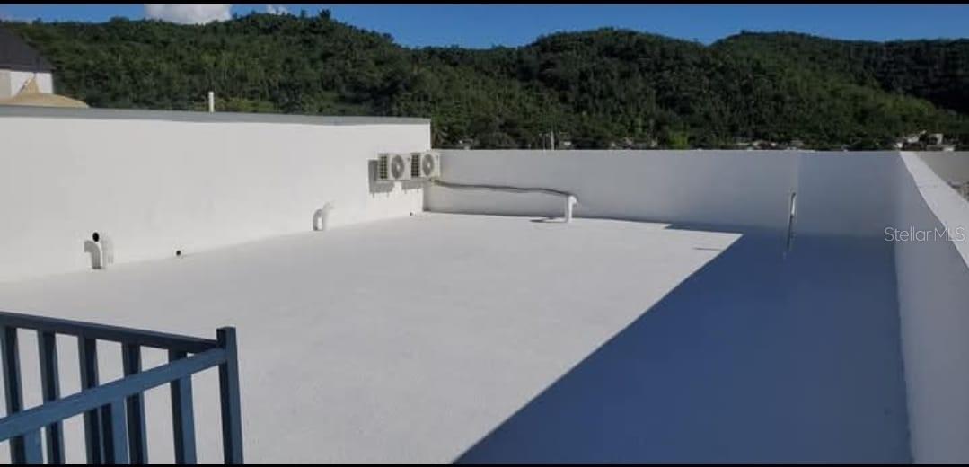 1010 CALLE JULIA DE BURGOS 405