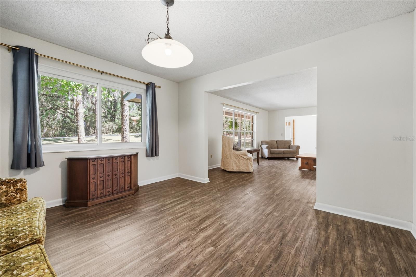 COLCLOUGH HILL 1ST ADDN-CLINCH GRT - Residential