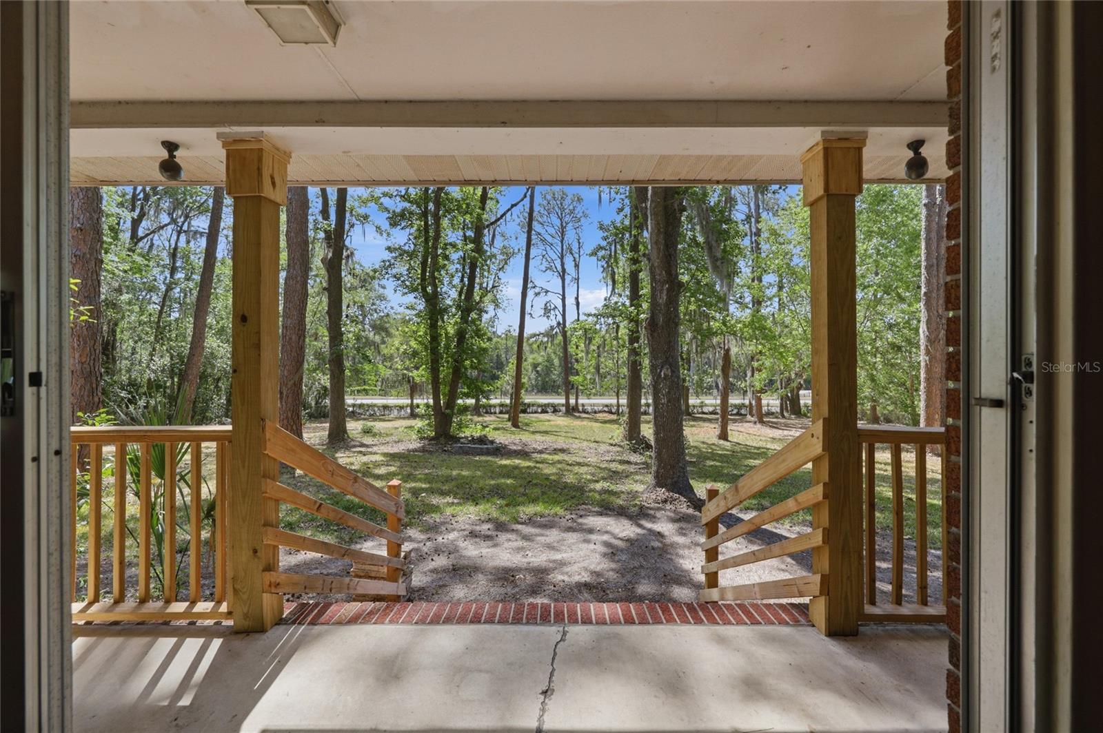 COLCLOUGH HILL 1ST ADDN-CLINCH GRT - Residential