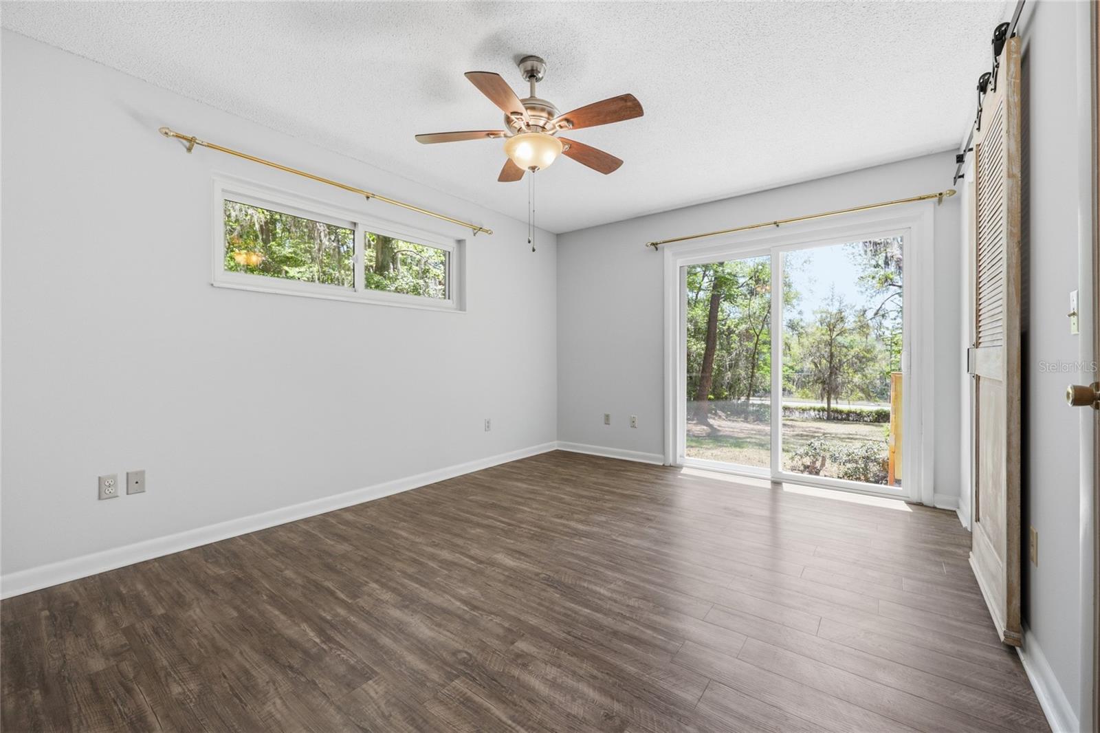 COLCLOUGH HILL 1ST ADDN-CLINCH GRT - Residential