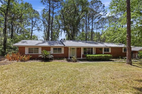 Photo of 3307 SW 1st Way, Gainesville, FL 32601 (MLS # GC539607)