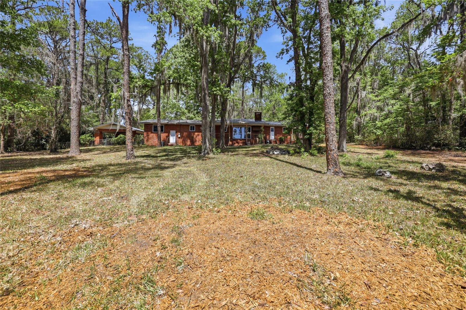 COLCLOUGH HILL 1ST ADDN-CLINCH GRT - Residential