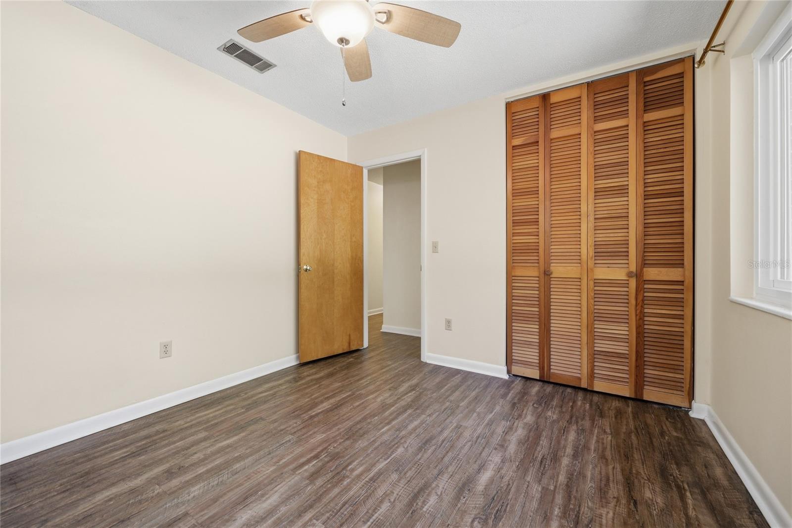 COLCLOUGH HILL 1ST ADDN-CLINCH GRT - Residential