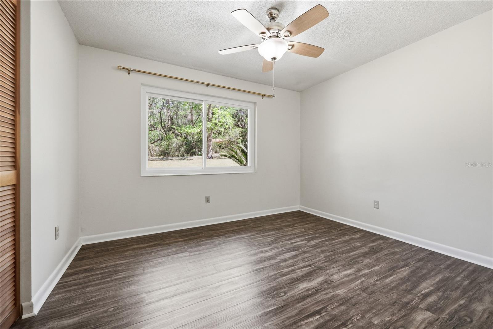 COLCLOUGH HILL 1ST ADDN-CLINCH GRT - Residential