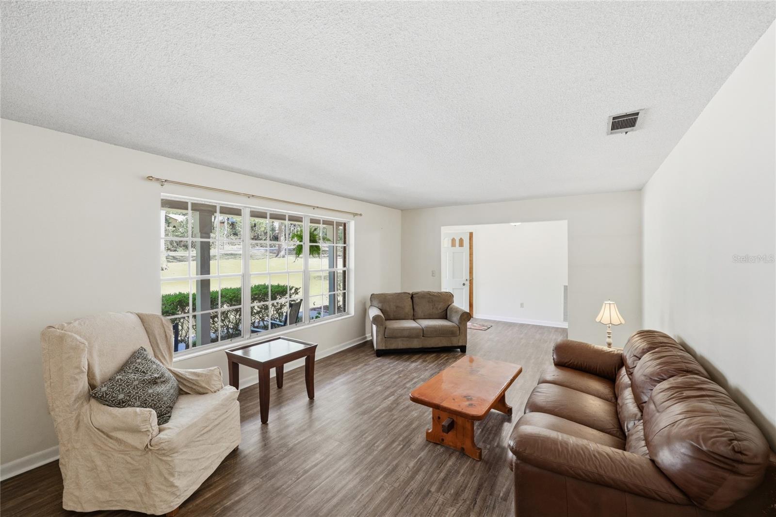 COLCLOUGH HILL 1ST ADDN-CLINCH GRT - Residential