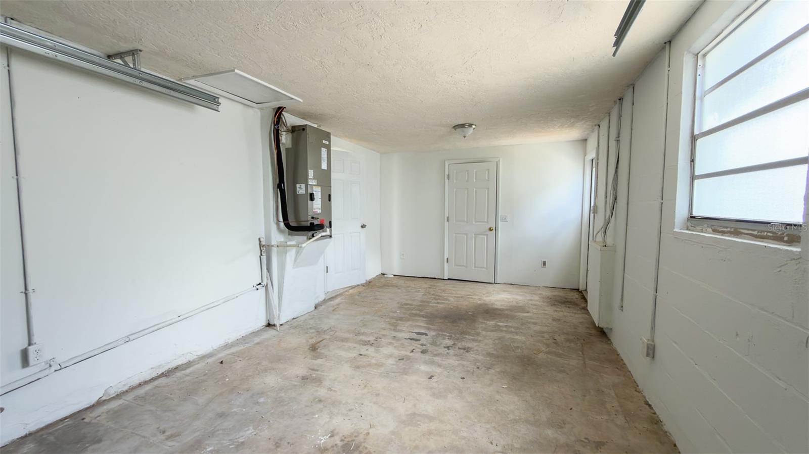 ALOHA GARDENS - Residential