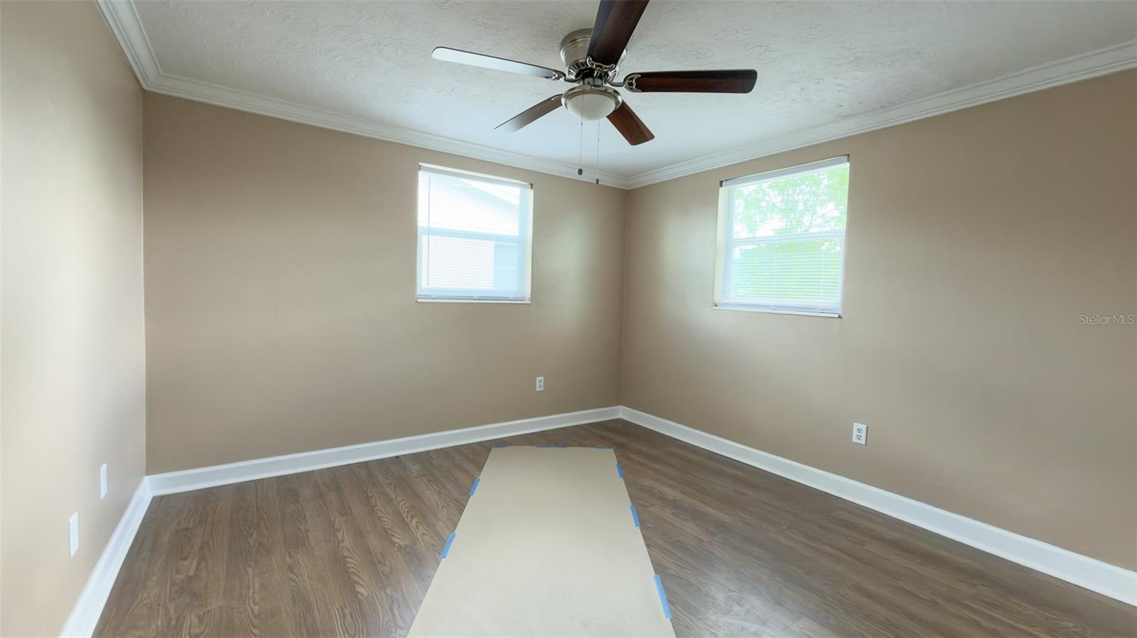 ALOHA GARDENS - Residential