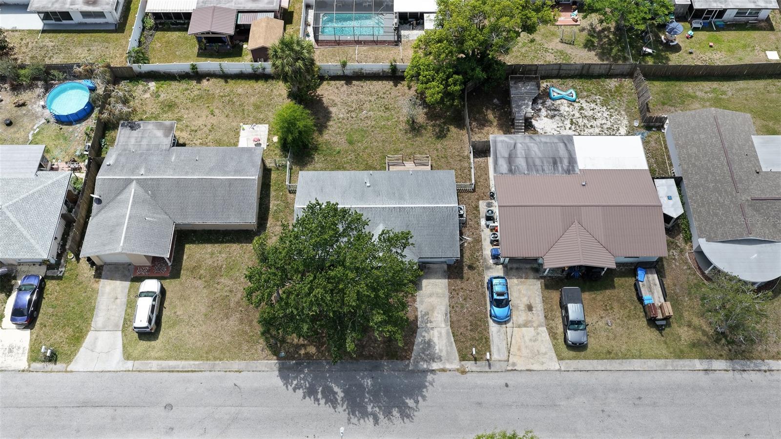 ALOHA GARDENS - Residential