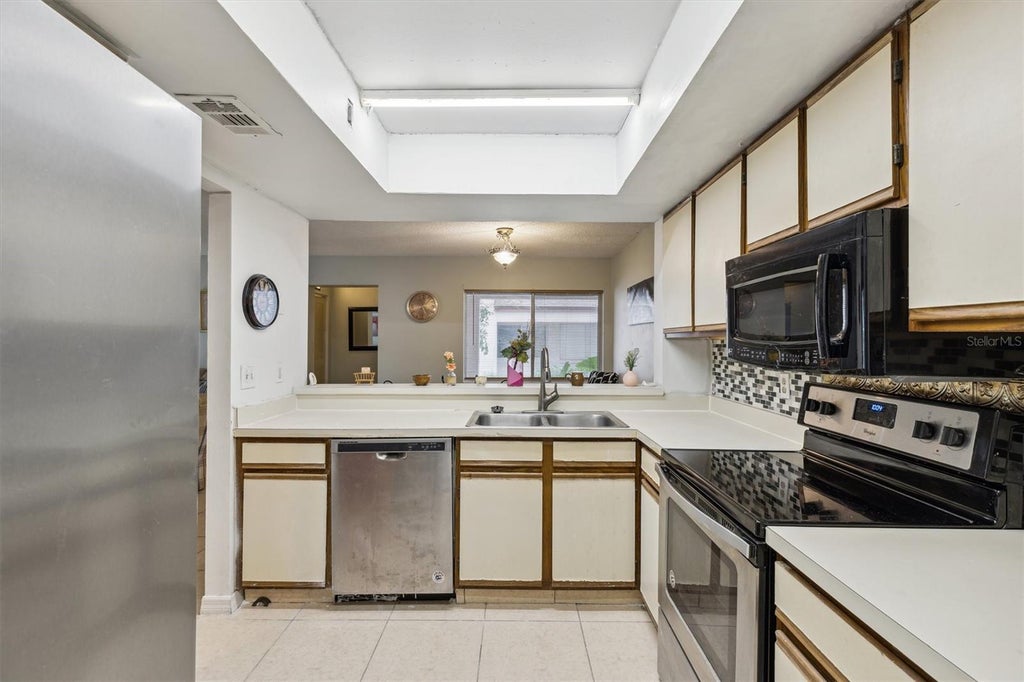 Photo of 2554 Lakeway Branch Drive #3001, Orlando, FL 32839 (MLS # O6423141)