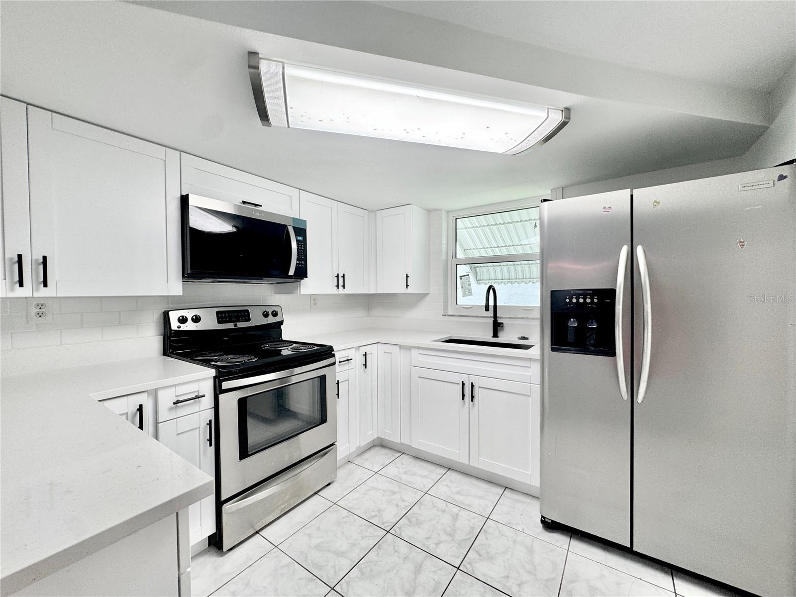 REGENCY PARK - Residential Lease