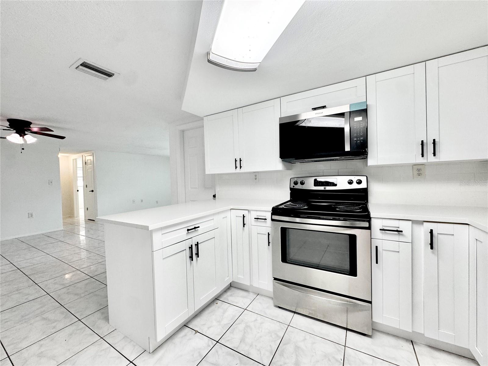 REGENCY PARK - Residential Lease