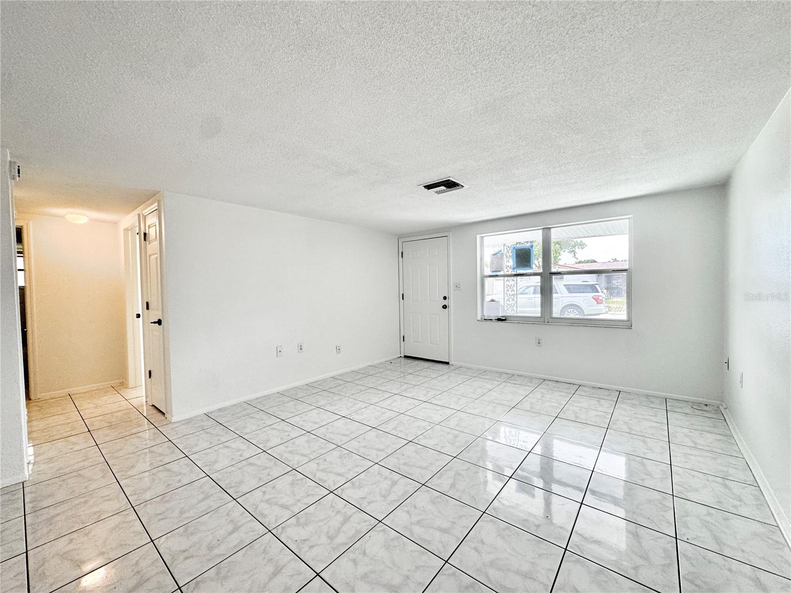 REGENCY PARK - Residential Lease