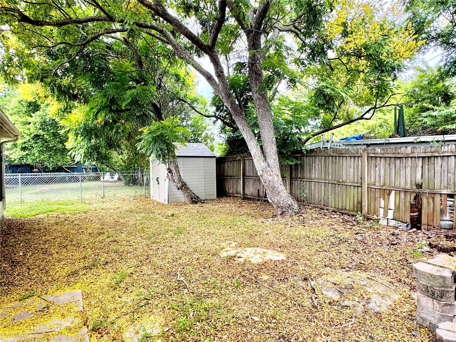 REGENCY PARK - Residential Lease