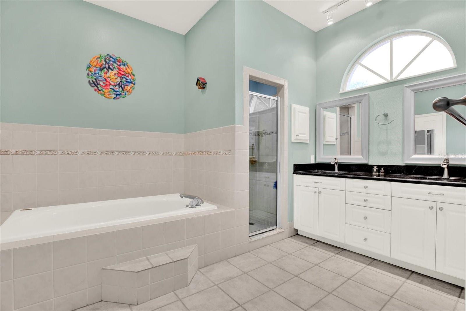 FOX RIDGE PH THREE - Residential