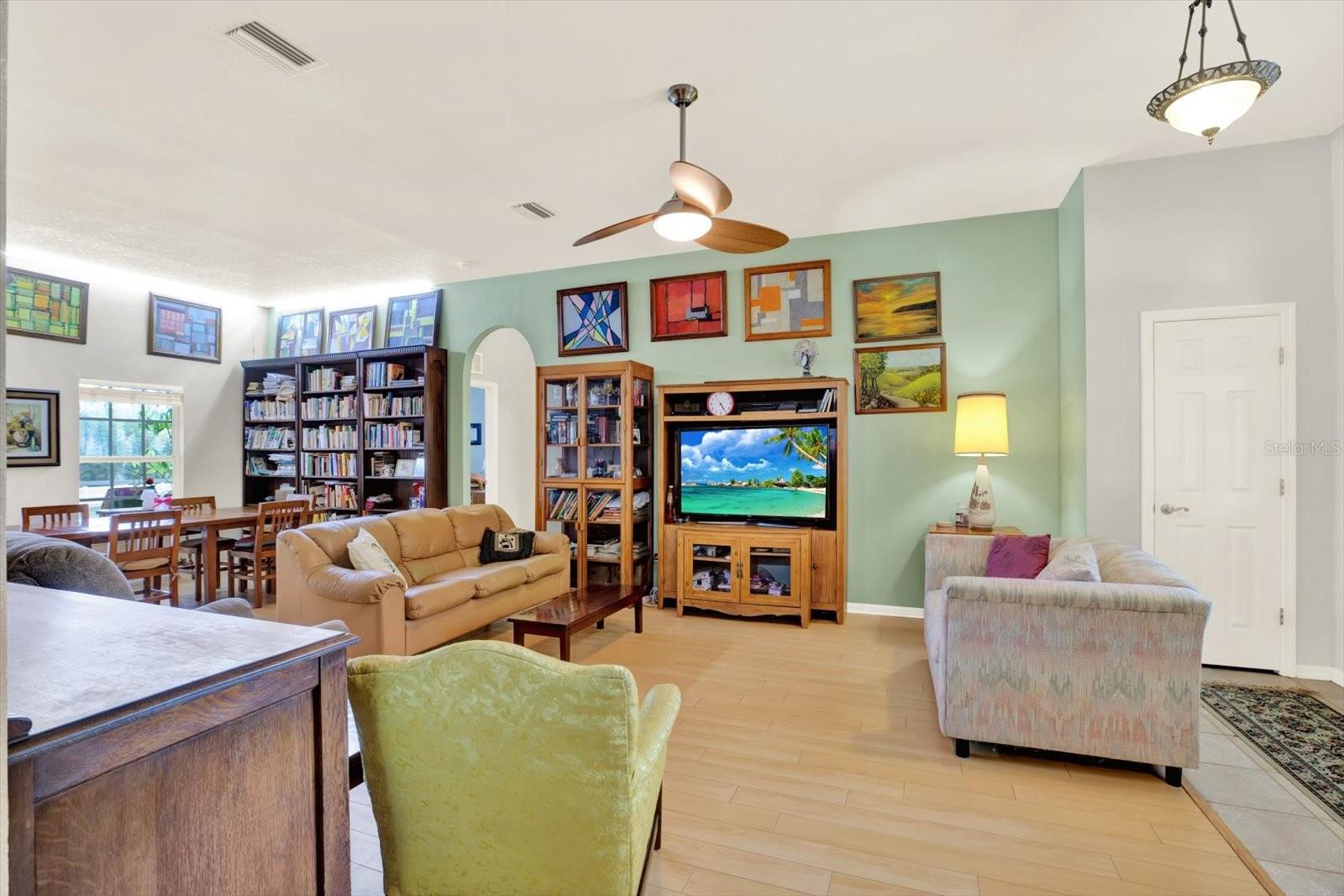 FOX RIDGE PH THREE - Residential