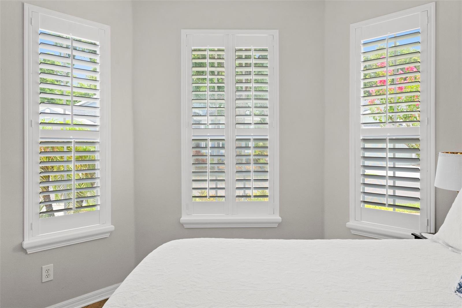 WESTMONT OAKS - Residential