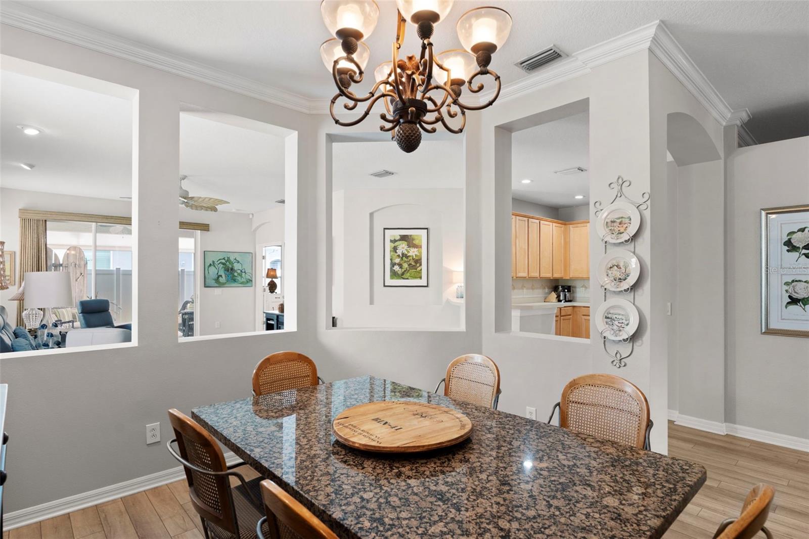 WESTMONT OAKS - Residential