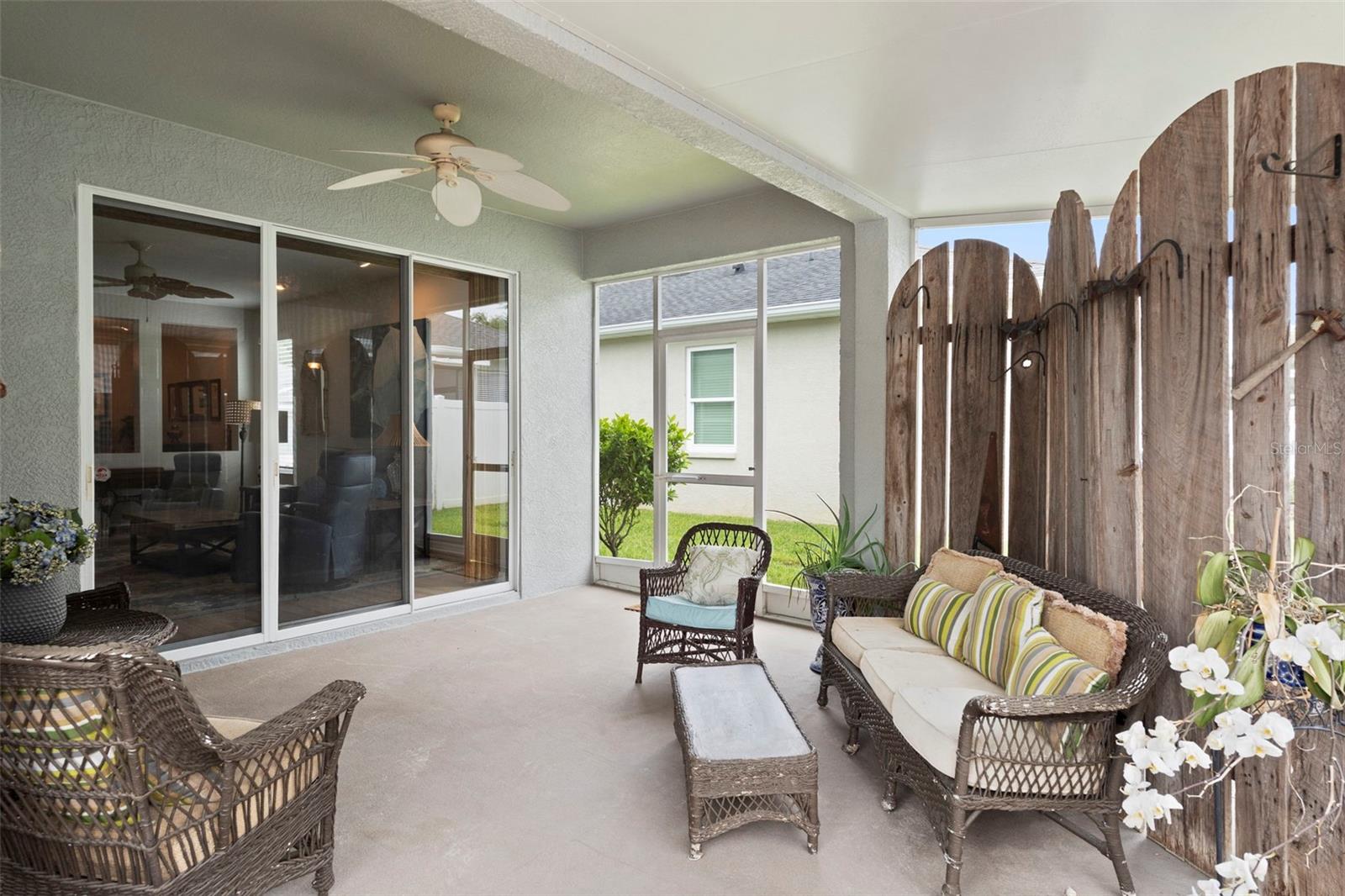 WESTMONT OAKS - Residential