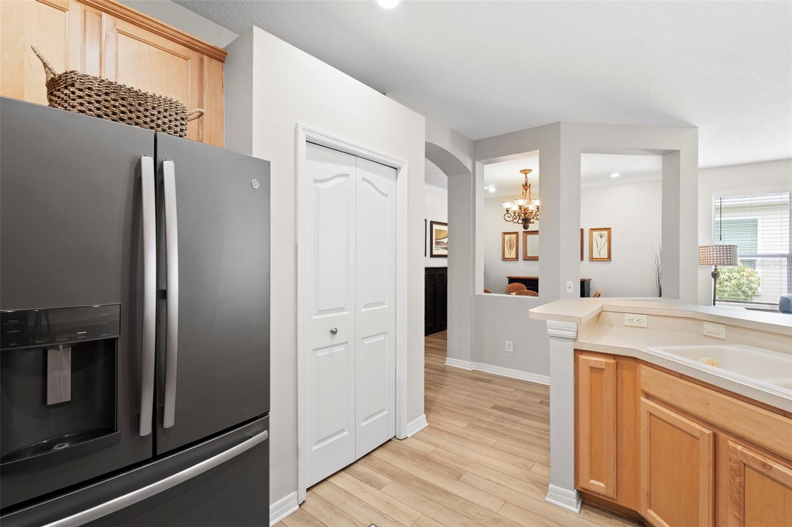 WESTMONT OAKS - Residential