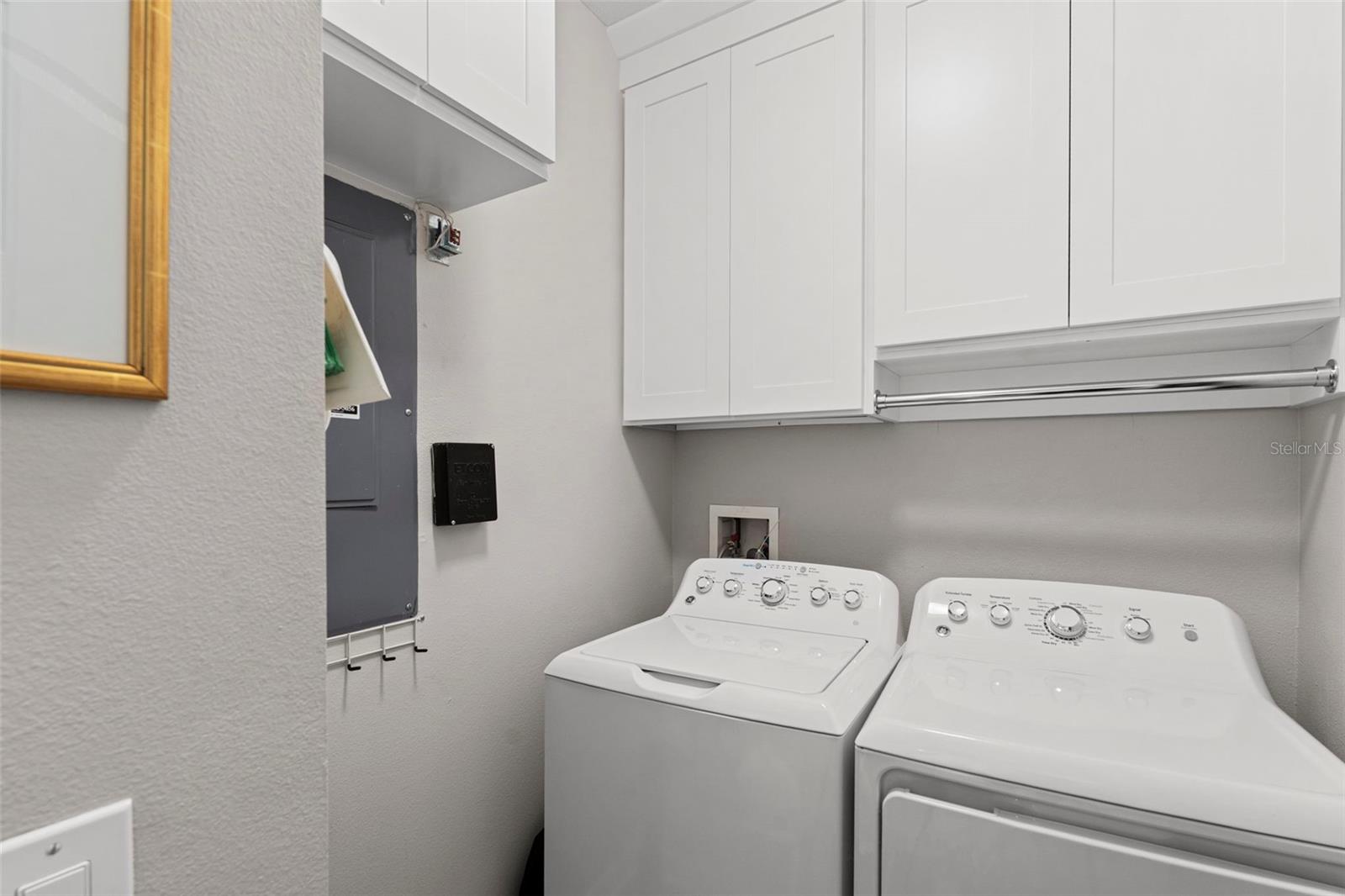 WESTMONT OAKS - Residential