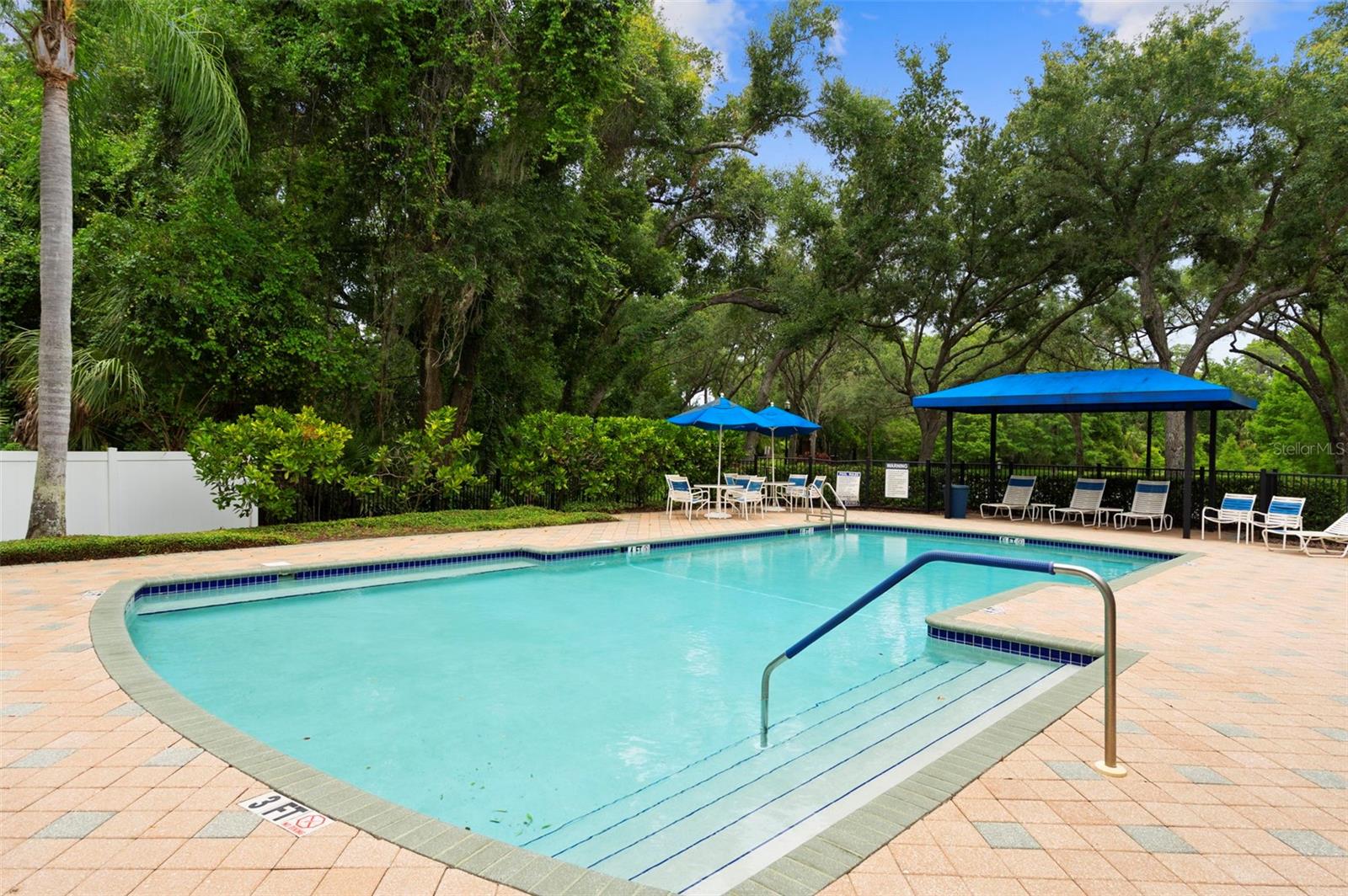 WESTMONT OAKS - Residential