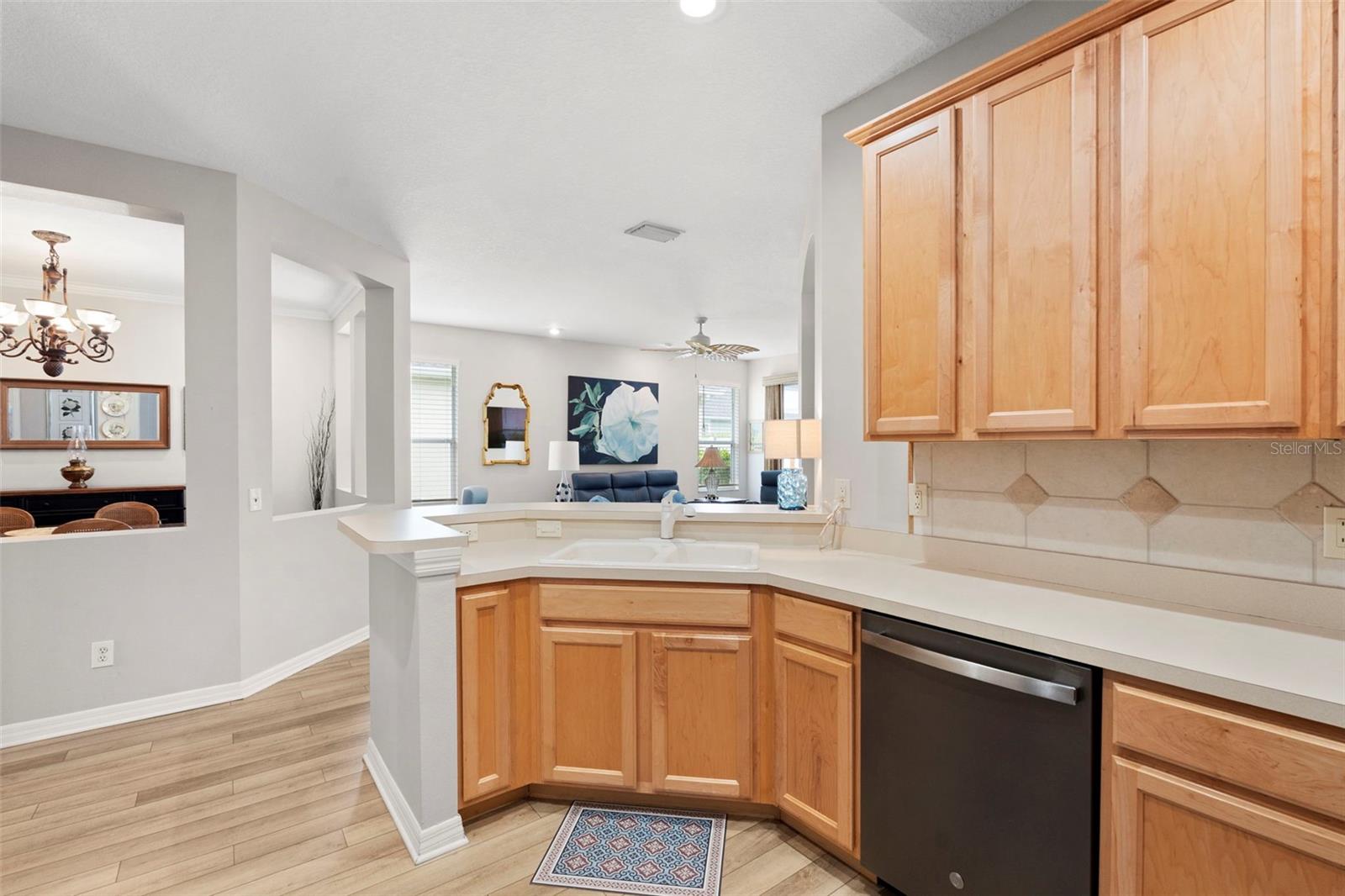 WESTMONT OAKS - Residential