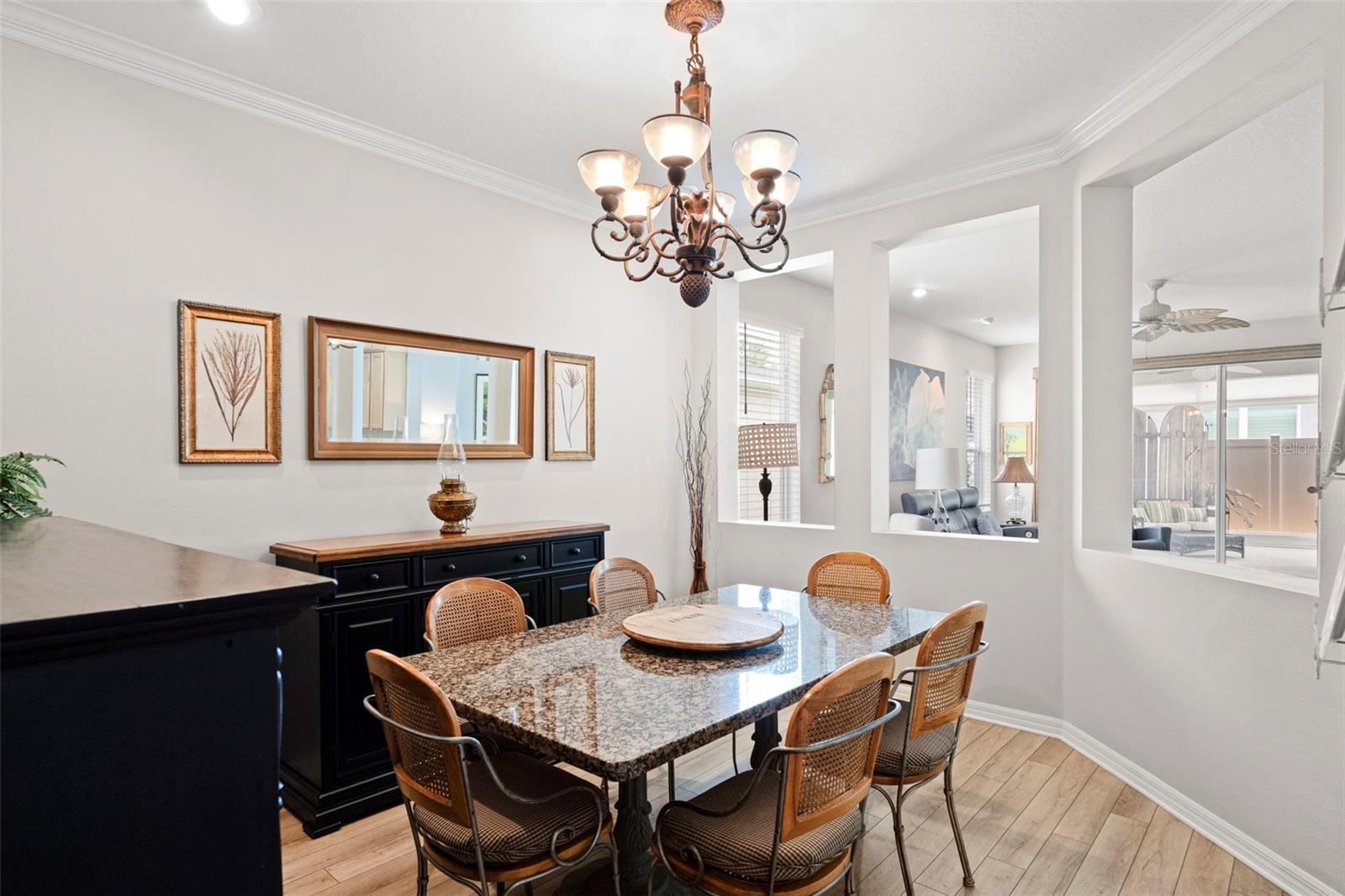 WESTMONT OAKS - Residential