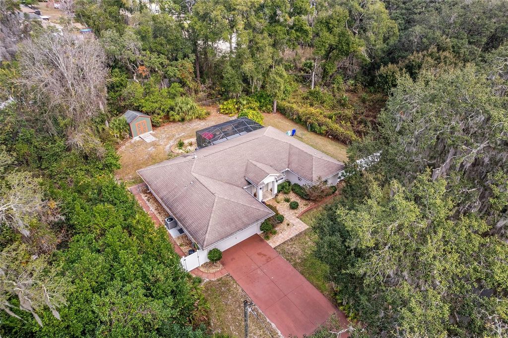 Photo of 84 S Hunting Lodge Drive, Inverness, FL 34453 (MLS # OM716764)