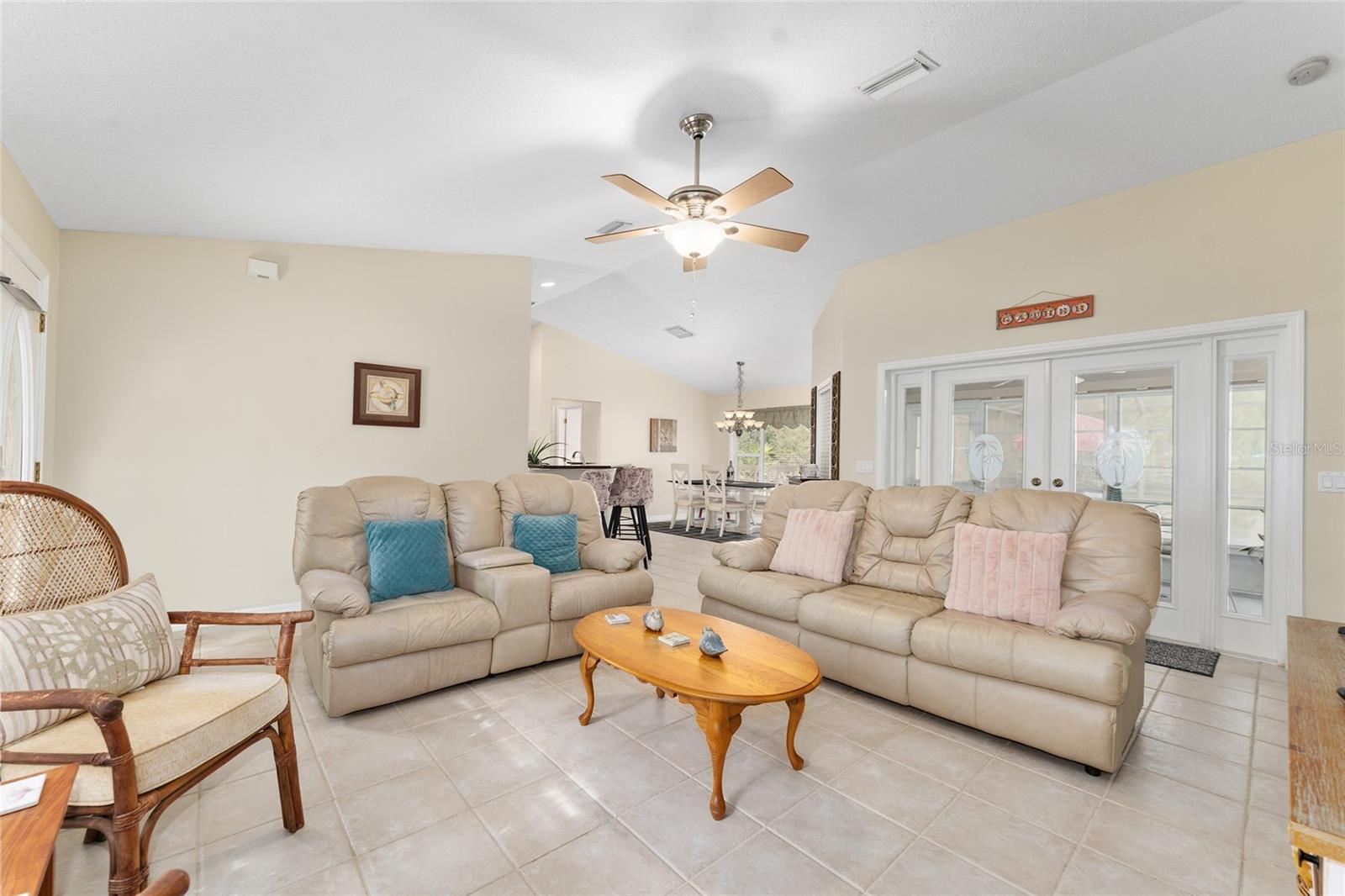 BLOOMFIELD ESTATES 2ND ADD - Residential