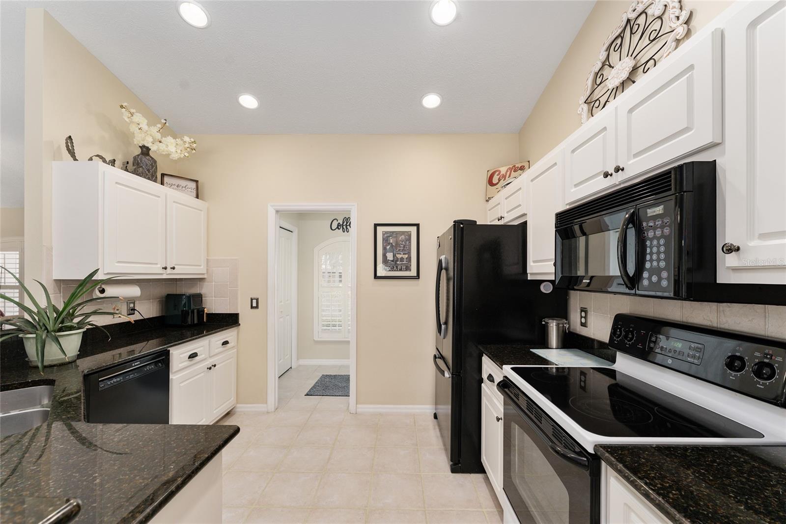 BLOOMFIELD ESTATES 2ND ADD - Residential