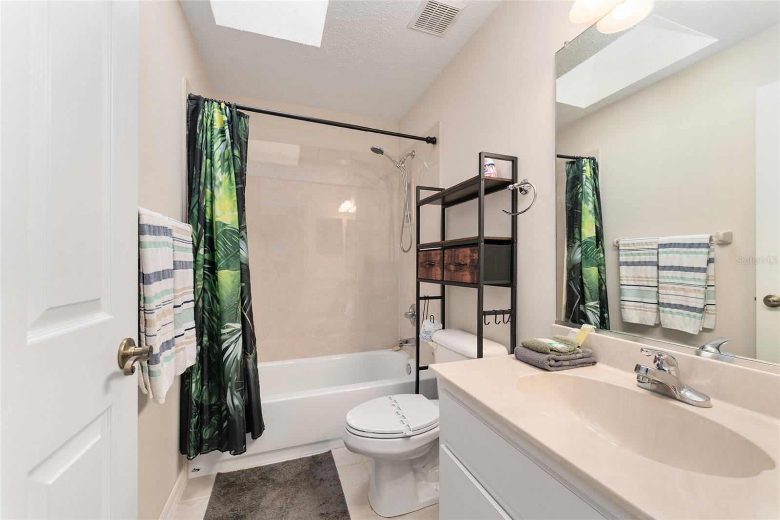 BLOOMFIELD ESTATES 2ND ADD - Residential